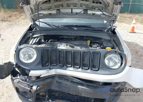 2017 Jeep Renegade Altitude 4X4 из США, поврежденный, VIN ZACCJBBH5HPF52639